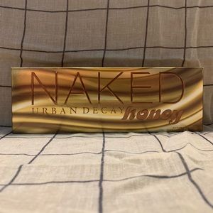 Urban Decay Naked Honey Eyeshadow Palette